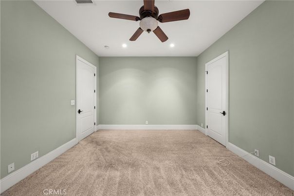 Empty room, Interior, Recessed Lighting