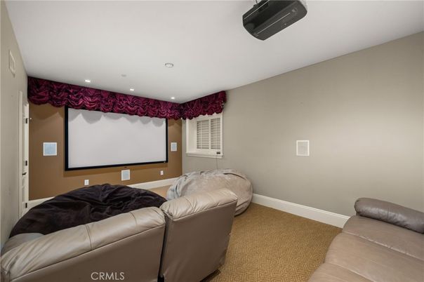 Interior, Projection Screen, Recessed Lighting, Theatre Room