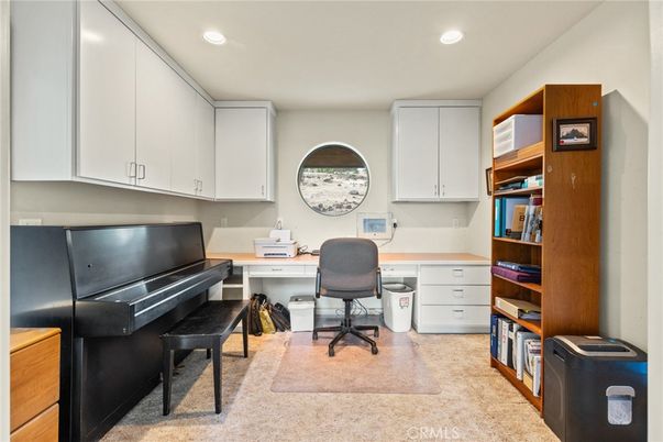 Home Office, Interior, Piano, Recessed Lighting
