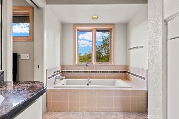 Bathroom, Interior, Recessed Lighting, Water