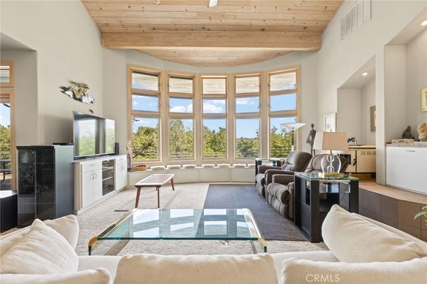 Interior, Living room, Recessed Lighting, Wooden Beams, Wooden Ceilings