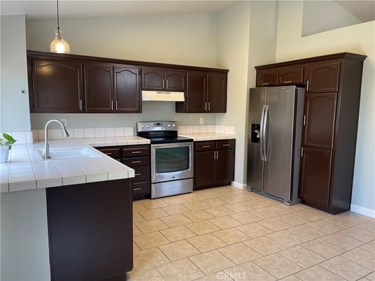 Interior, Kitchen, Pendant Lights, Tile Countertops