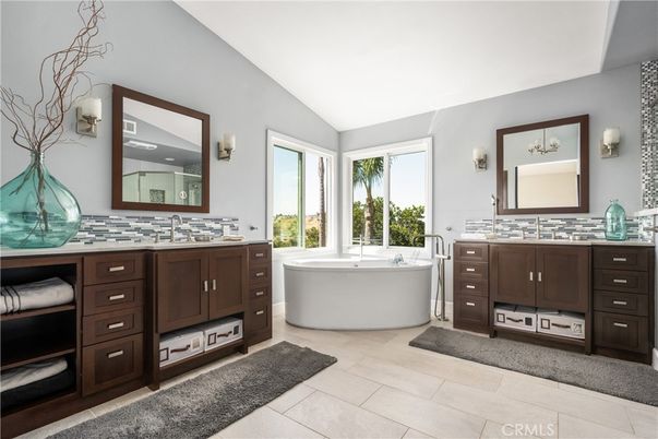 Bathroom, Dual Sink Vanities, Free Standing Baths, Interior