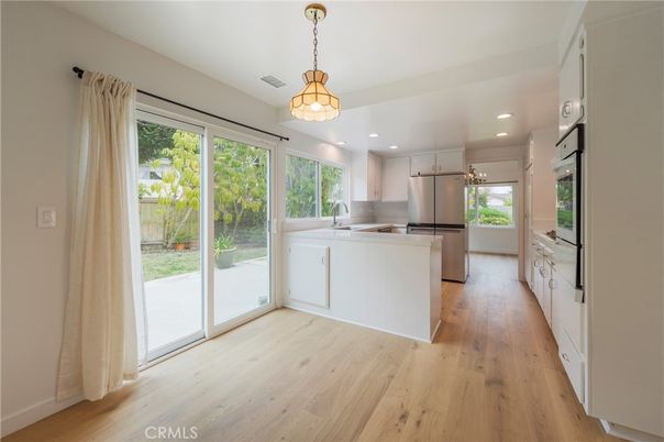 Interior, Kitchen, Pendant Lights, Recessed Lighting, Wood Texture Flooring