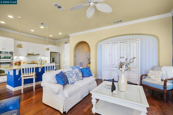 Interior, Kitchen, Living room, Pendant Lights, Recessed Lighting, Stainless Steel Appliances, Wood Texture Flooring