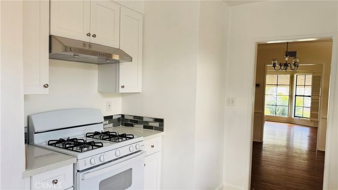 Chandelier, Interior, Kitchen, Wood Texture Flooring