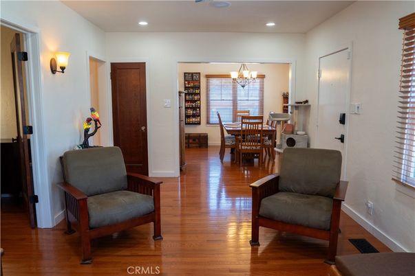 Chandelier, Dining room, Interior, Recessed Lighting, Wood Texture Flooring