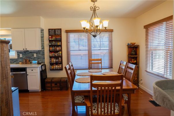 Chandelier, Dining room, Interior, Kitchen, Wood Texture Flooring