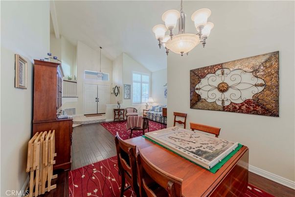 Chandelier, Dining room, Interior, Living room, Pendant Lights, Wood Texture Flooring