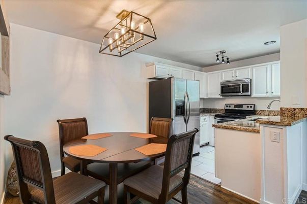 Dining room, Interior, Kitchen, Stainless Steel Appliances, Wood Texture Flooring