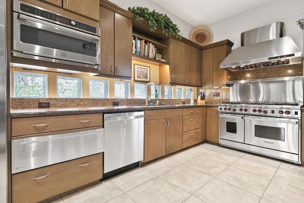 Interior, Kitchen, Stainless Steel Appliances