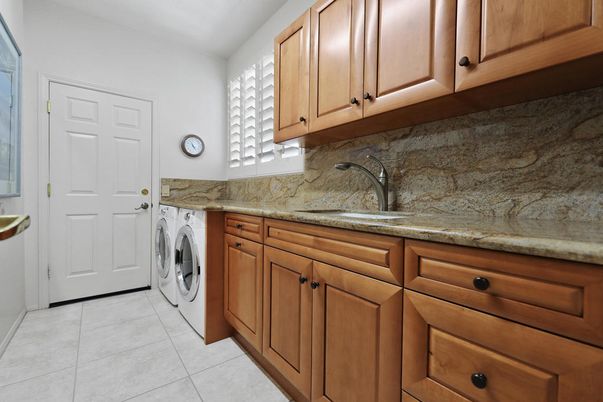 Interior, Washer