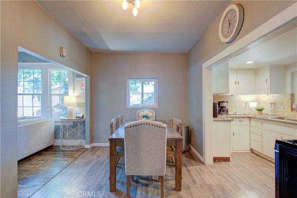 Dining room, Interior, Kitchen, Recessed Lighting, Wood Texture Flooring