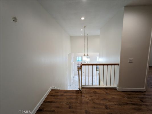 Interior, Pendant Lights, Recessed Lighting, Wood Texture Flooring