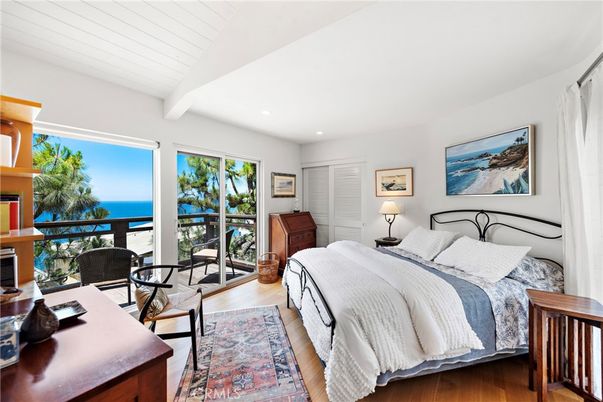 Bedroom, Interior, Recessed Lighting, Water, Wood Texture Flooring