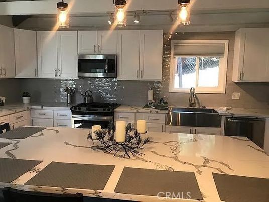 Interior, Kitchen, Stainless Steel Appliances