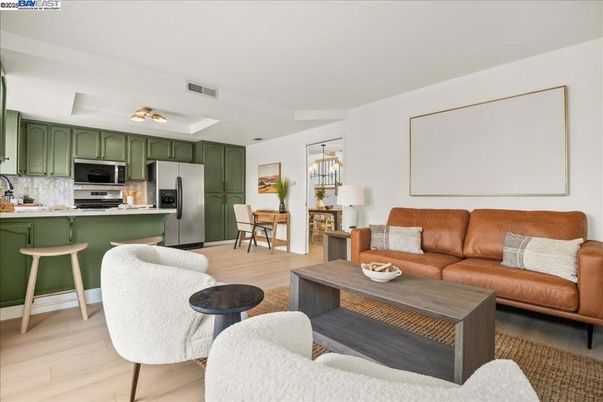 Dining room, Interior, Kitchen, Living room, Stainless Steel Appliances, Wood Texture Flooring