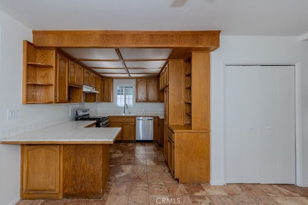 Interior, Kitchen, Tile Countertops