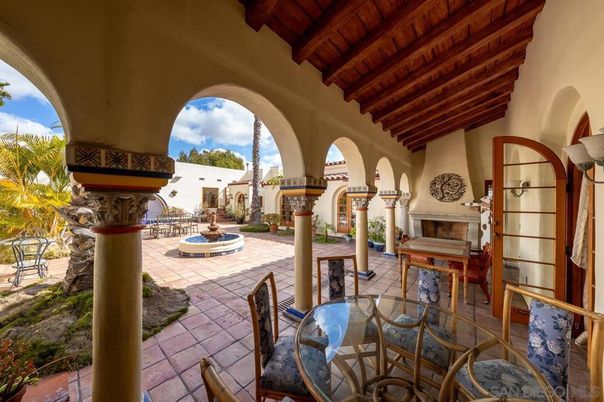 Exterior, Fireplace