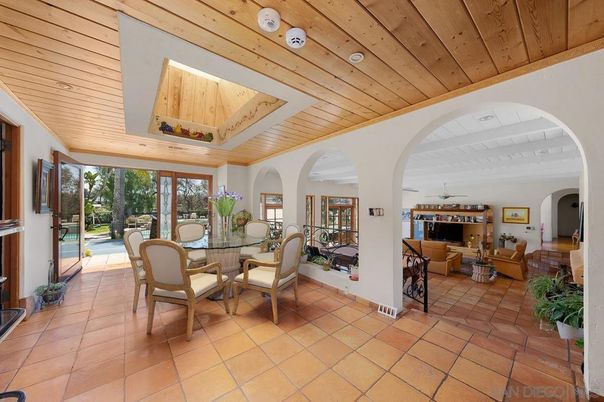 Dining room, Interior, Living room, Wooden Ceilings