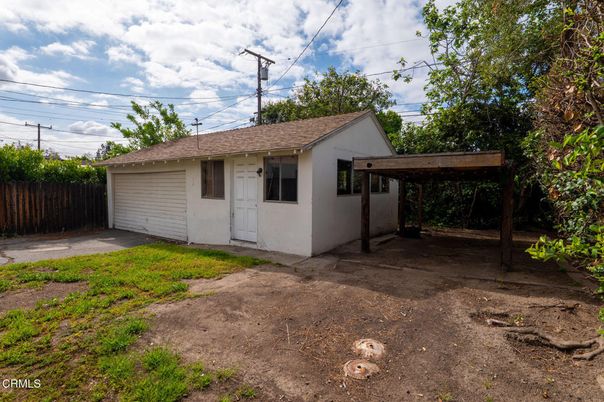 Backyard, Detached Garage, Exterior