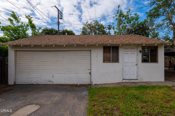 Detached Garage, Exterior