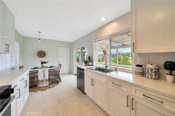 Dining room, Interior, Kitchen, Pendant Lights, Recessed Lighting