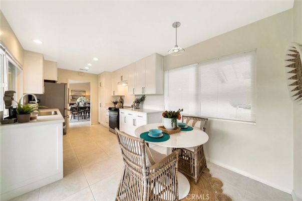 Dining room, Interior, Kitchen, Pendant Lights, Recessed Lighting