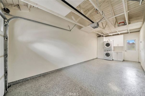 Garage, Interior, Washer