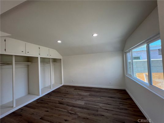 Empty room, Interior, Recessed Lighting, Walk-in Closets, Wood Texture Flooring