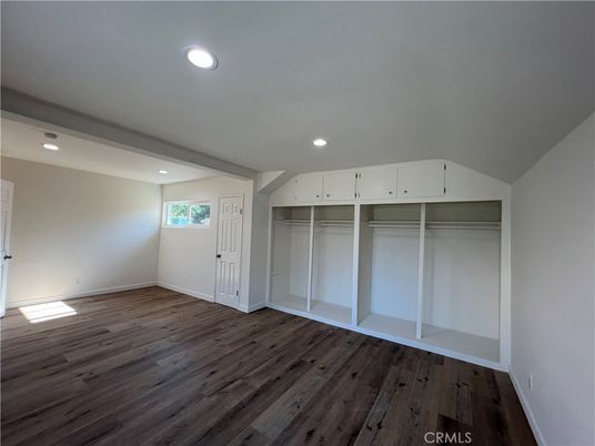 Empty room, Interior, Recessed Lighting, Walk-in Closets, Wood Texture Flooring