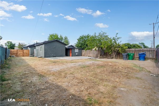Backyard, Detached Garage, Exterior