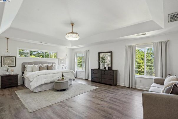 Bedroom, Interior, Pendant Lights, Wood Texture Flooring