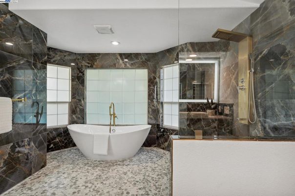 Bathroom, Free Standing Baths, Interior, Recessed Lighting