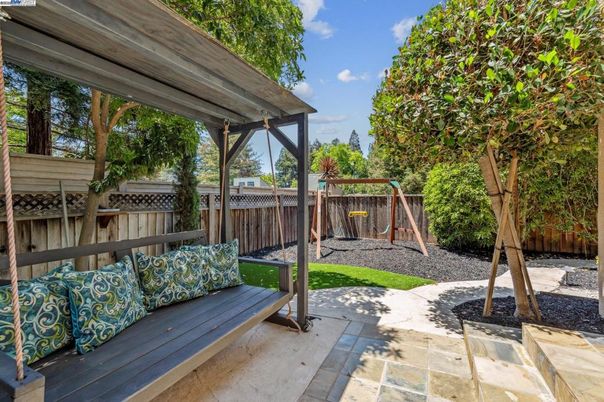 Backyard, Exterior, Playground