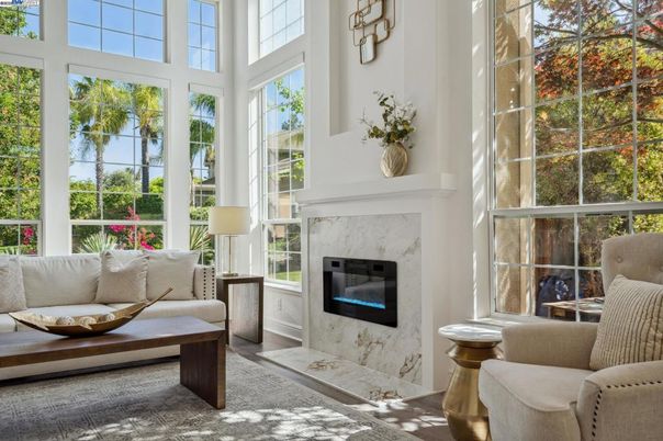 Fireplace, Interior, Sun Room
