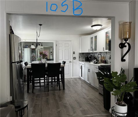 Dining room, Interior, Kitchen, Pendant Lights, Wood Texture Flooring