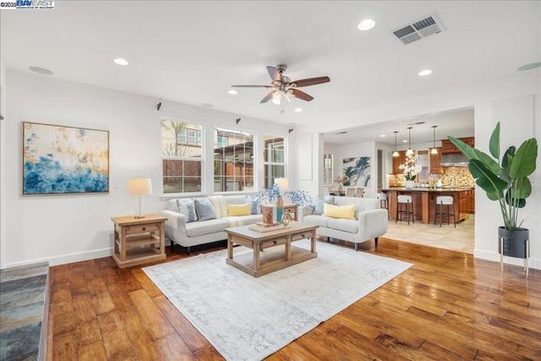 Interior, Kitchen, Living room, Pendant Lights, Recessed Lighting, Wood Texture Flooring