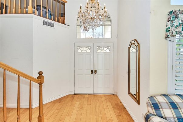 Chandelier, Interior, Wood Texture Flooring