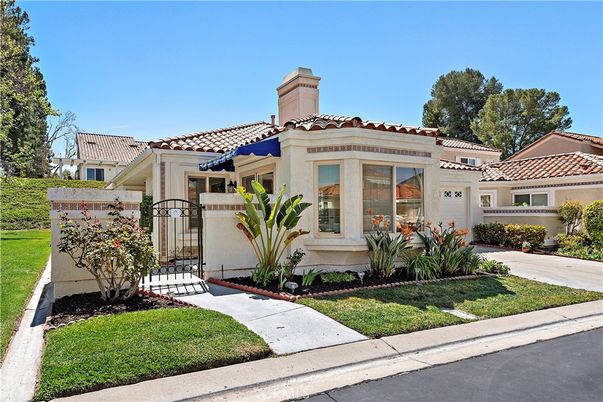 Exterior, Facade, Spanish Mediterranean