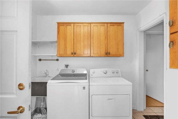 Interior, Washer