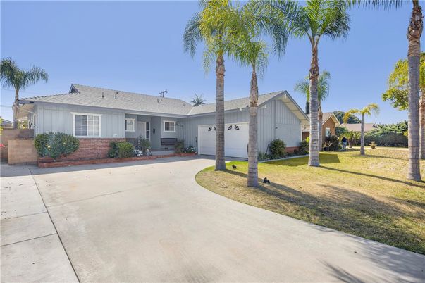 Attached, Backyard, Exterior, Facade, Ranch