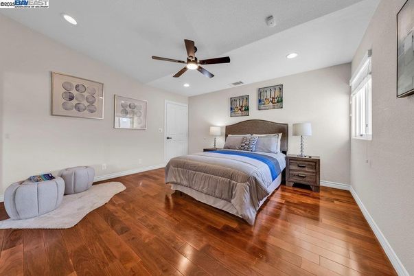 Bedroom, Interior, Recessed Lighting, Wood Texture Flooring
