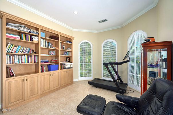 Fitness Equipment, Interior, Recessed Lighting
