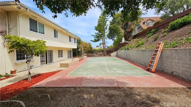 Exterior, Tennis Courts