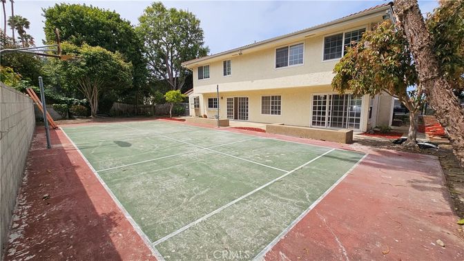 Exterior, Tennis Courts