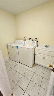 Interior, Washer