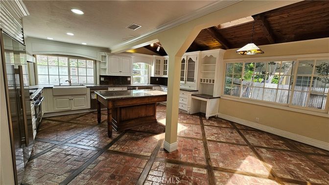 Interior, Kitchen, Pendant Lights, Recessed Lighting, Wooden Ceilings
