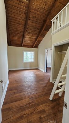 Empty room, Interior, Wooden Beams, Wooden Ceilings, Wood Texture Flooring