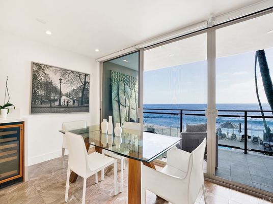 Dining room, Interior, Recessed Lighting, Water